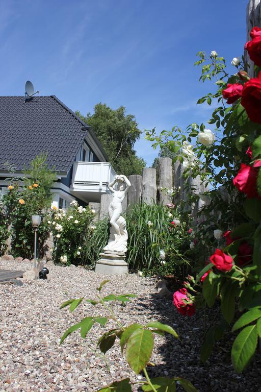 Haus Amo Solem Aparthotel Dierhagen Rum bild