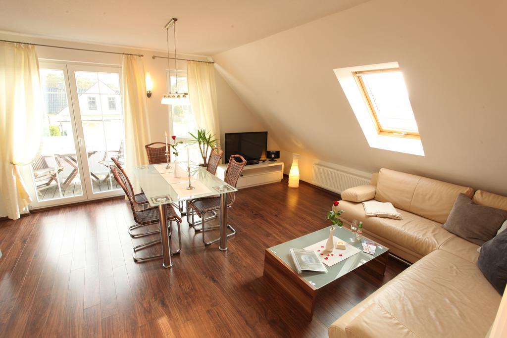 Haus Amo Solem Aparthotel Dierhagen Rum bild